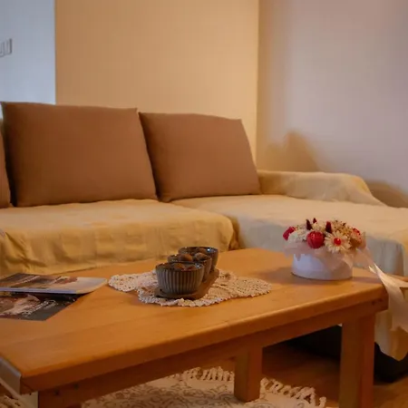 Villa House Dermeta *